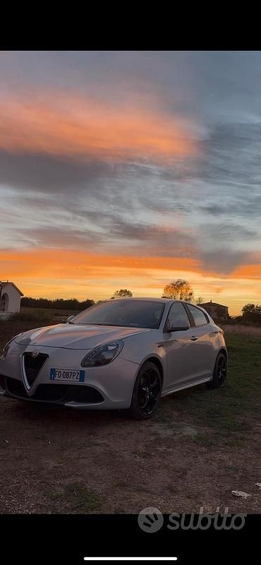 Usata Alfa Romeo Giulietta 120 CV (88 kW) 2016 Bianco Utilitaria
