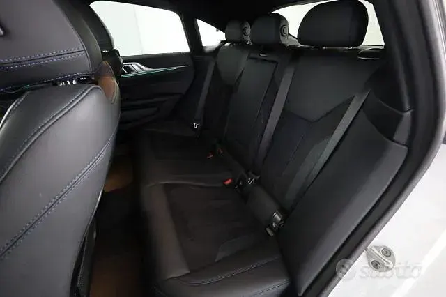 Usata BMW 420 Coupé M Sport 190 CV (139 kW) 2023 Mineral white Coupé