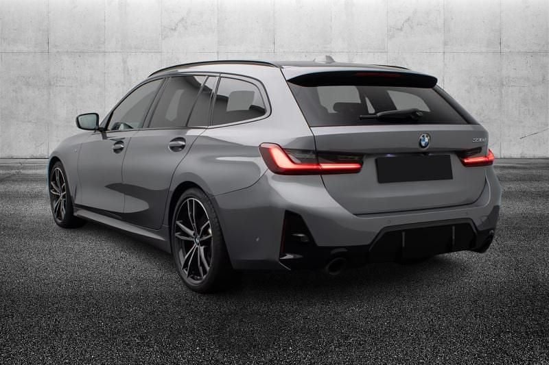 Usata BMW 330 M Sport 286 CV (210 kW) 2023 Grigio metallizzato Station wagon
