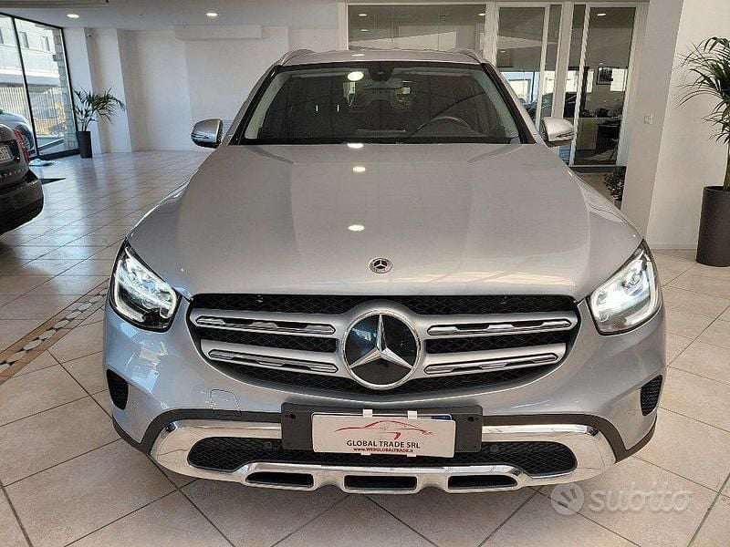Gebraucht Mercedes GLC300 245 PS (180 kW) 2021 Grau SUV