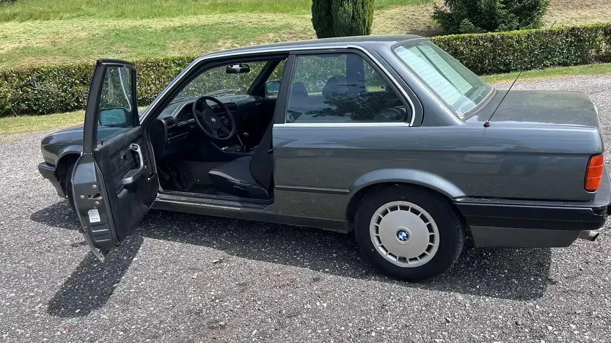 Usata BMW 316 101 CV (74 kW) 1990 Grigio Berlina