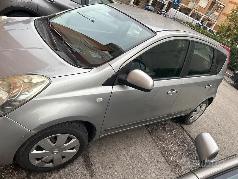 Używany Nissan Note 86 KM (63 kW) 2008 Szary Hatchback