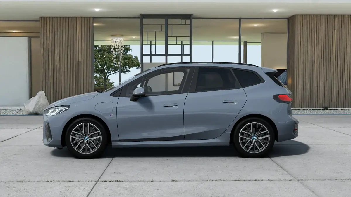 Nuova BMW 225 Active Tourer Comfort Edition 245 CV (180 kW) 2026 Grigio Monovolume