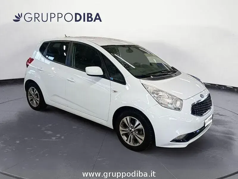 Usata Kia Venga 89 CV (65 kW) 2018 Bianco Utilitaria