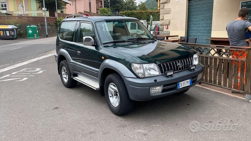 Usata Toyota Land Cruiser 165 CV (121 kW) 2001 Verde SUV