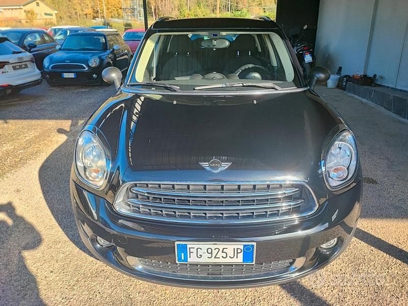 Usata Mini Cooper Countryman Business 89 CV (65 kW) 2016 Nero SUV