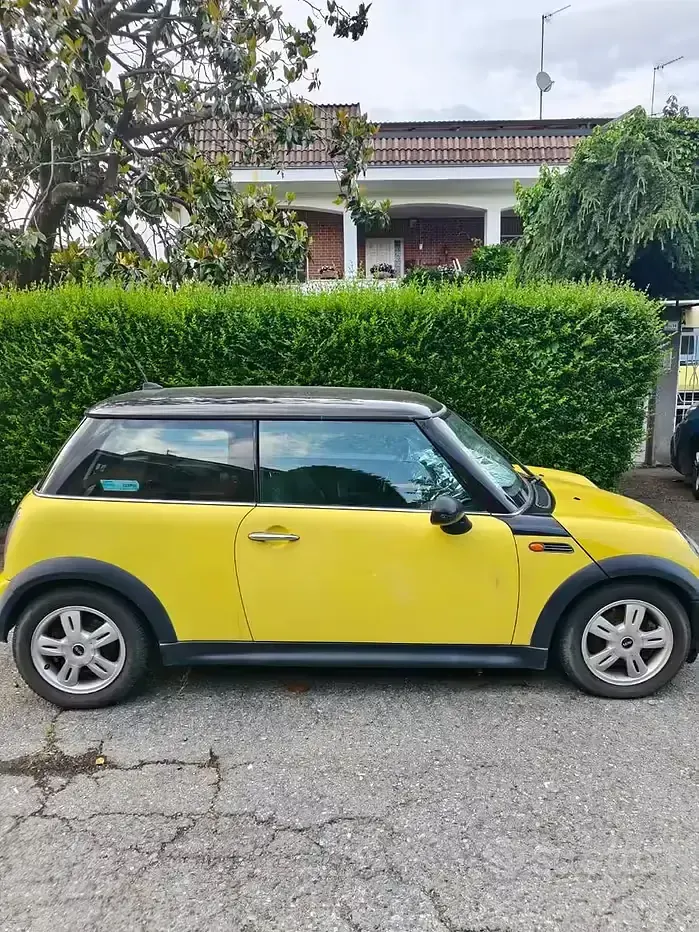 Usata Mini ONE 88 CV (64 kW) 2006 Giallo Utilitaria