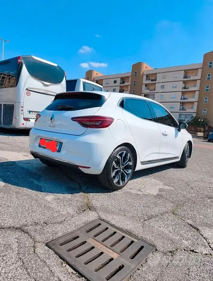 Usata Renault Clio Intens 131 CV (96 kW) 2020 Bianco Utilitaria
