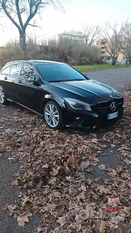 Begagnad Mercedes CLA220 177 HK (130 kW) 2015 Svart Sedan