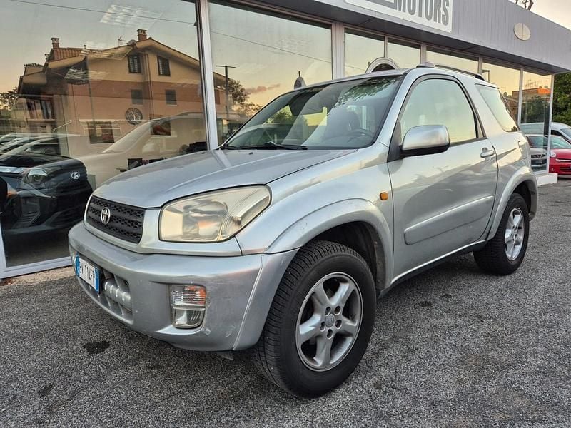 Argento Usata 2001 Toyota RAV4 Sol SUV | 3300 € (Ottimo prezzo) - Immagine 1/4
