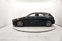 Usata Mercedes A180 AMG line 136 CV (100 kW) 2025 Nero Utilitaria
