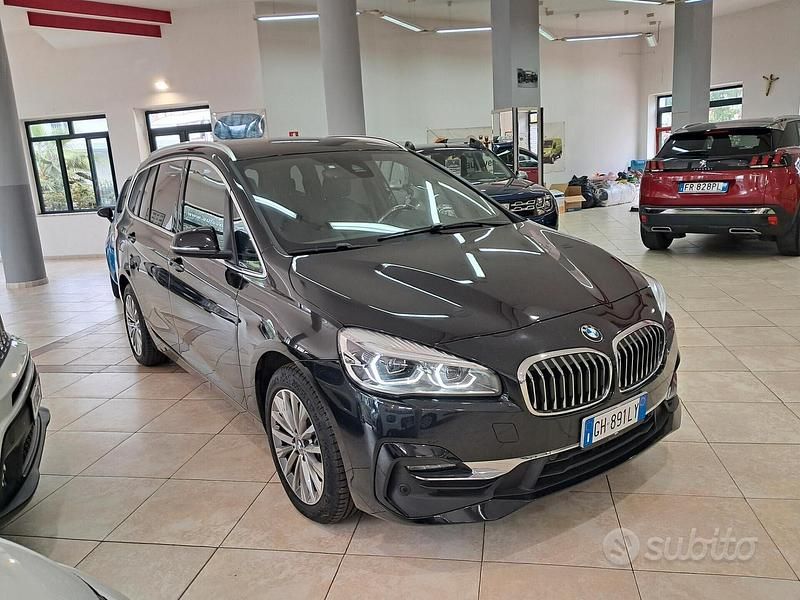 Usata BMW 218 Luxury Line 150 CV (110 kW) 2021 Nero Station wagon