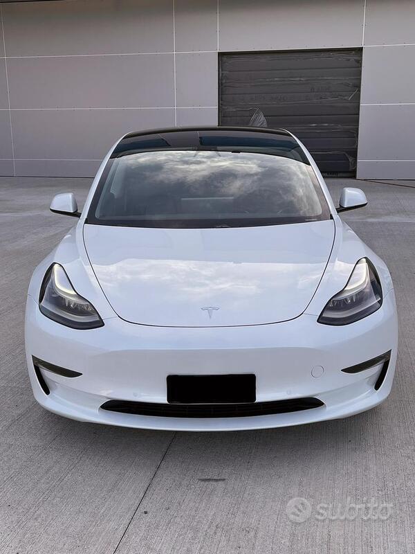 Venduto Tesla Model 3 2021 Longe Rang. - auto usate in vendita