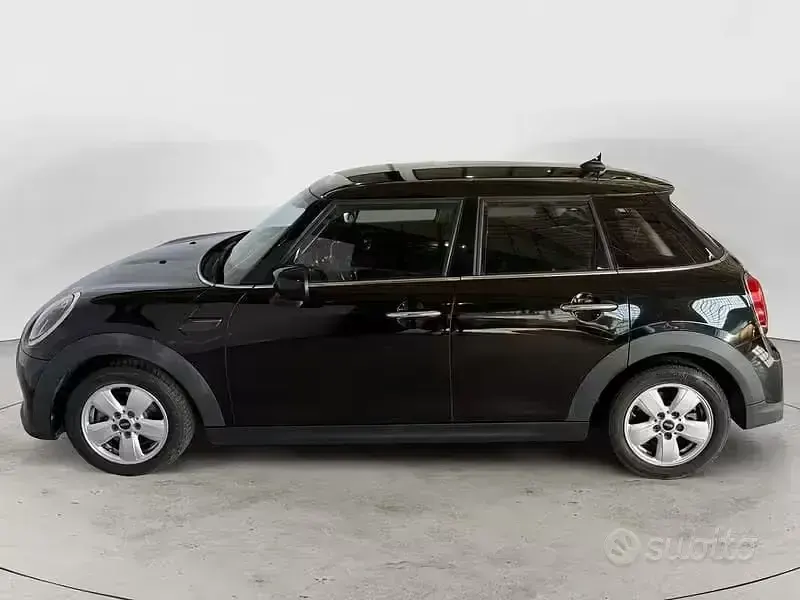 Usata Mini John Cooper Works 102 CV (75 kW) 2022 Nero Utilitaria