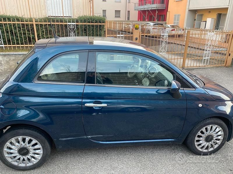 Usata Fiat 500 Lounge 69 CV (50 kW) 2017 Blu Utilitaria