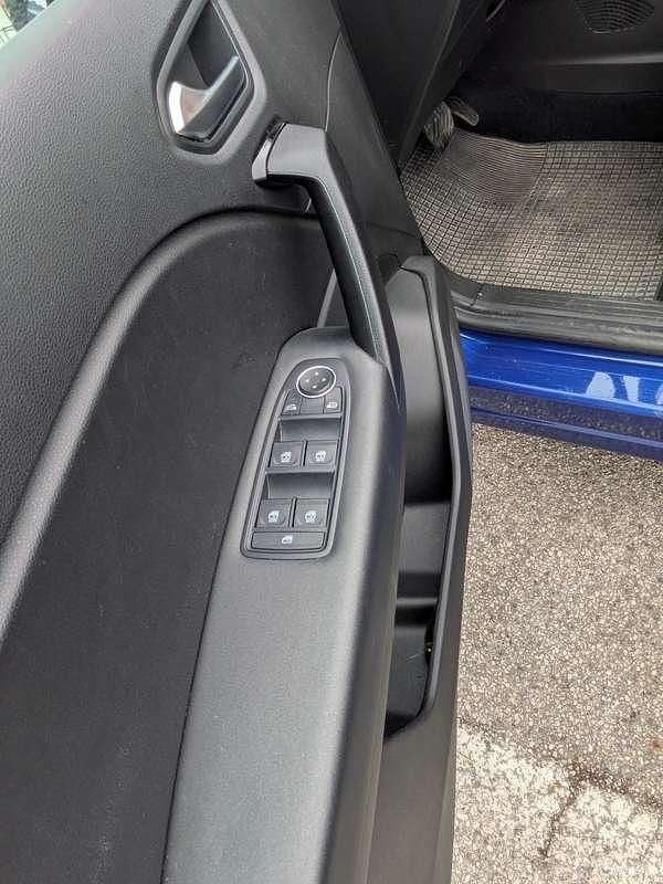 Usata Renault Captur Zen 94 CV (69 kW) 2022 SUV