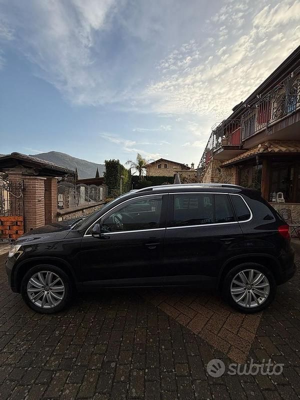 Usata VW Tiguan 170 CV (125 kW) 2009 Nero SUV