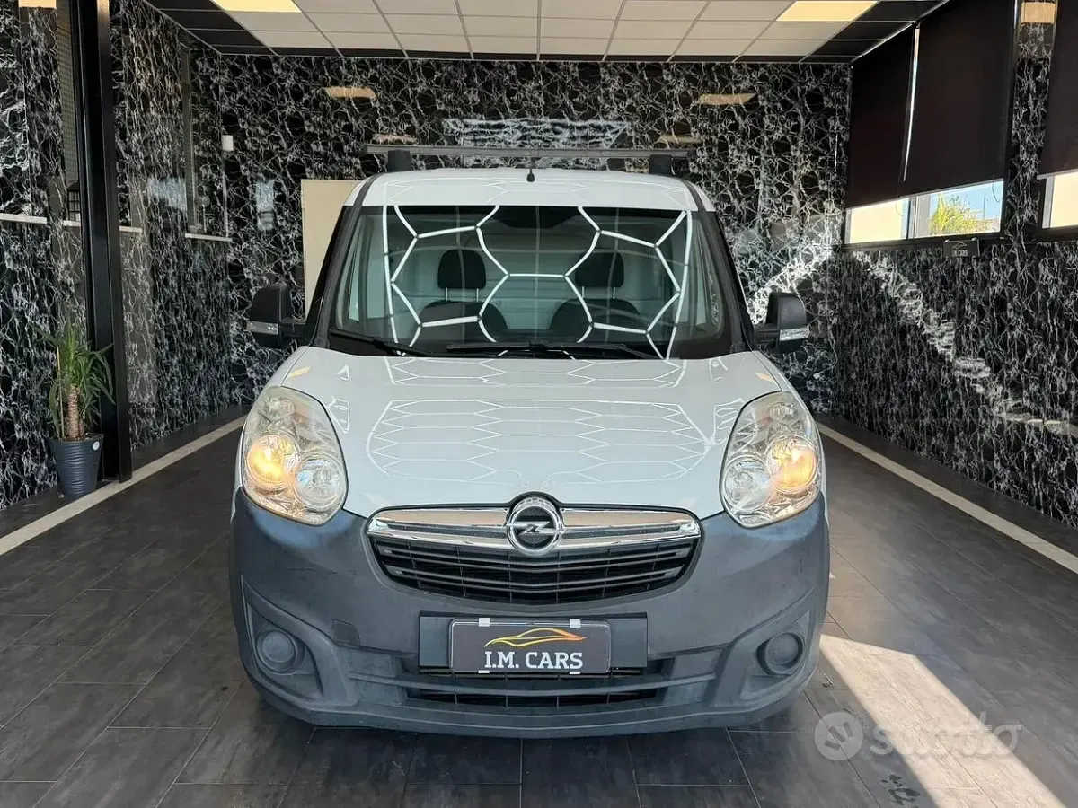 Usata Opel Combo 95 CV (69 kW) 2016 Bianco Monovolume