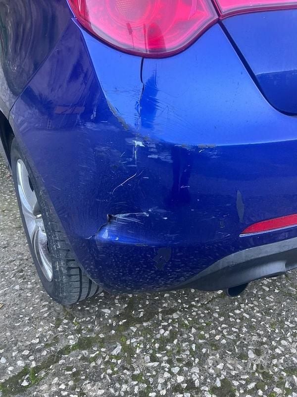 Usata Alfa Romeo Giulietta 120 CV (88 kW) 2015 Blu Utilitaria