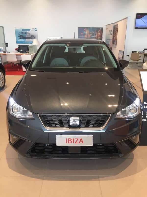 Magnetic tech Usata 2024 Seat Ibiza Business Tre volumi | 12.800 € (Super prezzo) - Immagine 1/4