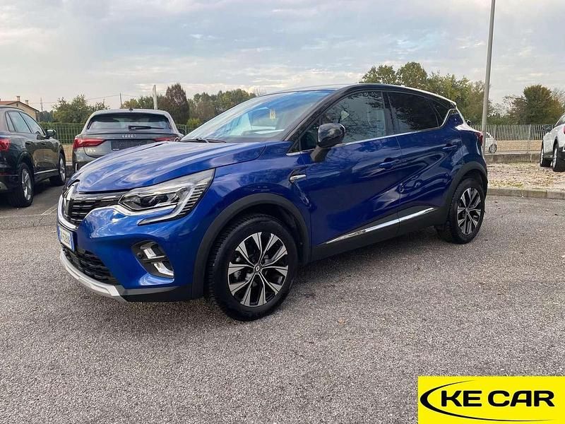 Usata Renault Captur Techno 91 CV (66 kW) 2024 Blu/azzurro SUV