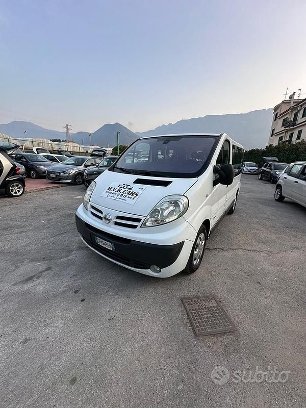 Usata Nissan Primastar 150 CV (110 kW) 2008 Bianco Monovolume