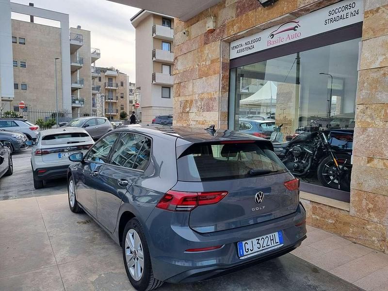 Occasion VW Golf VIII Style 116 ch (85 kW) 2022 Argent Berline