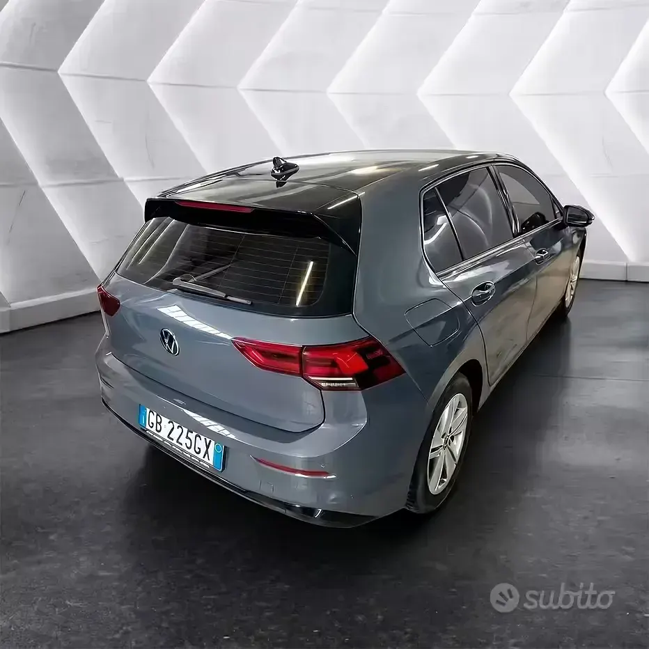 Begagnad VW Golf VII Executive 150 HK (110 kW) 2020 Grå Sedan