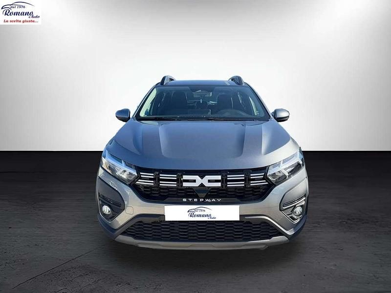 Nuova Dacia Sandero Stepway 101 CV (74 kW) 2025 Grigio Utilitaria