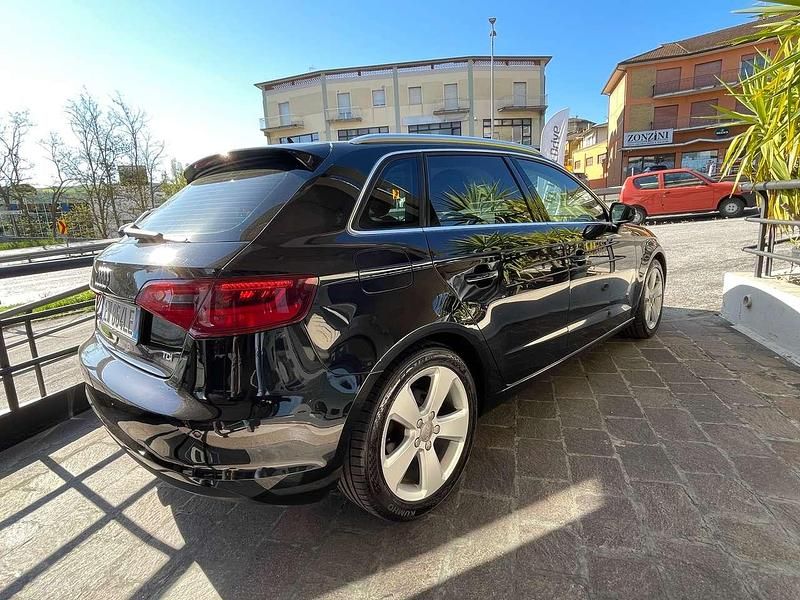 Usata Audi A3 Ambition 150 CV (110 kW) 2013 Nero perla Berlina