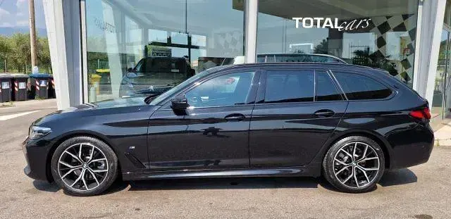 Usata BMW 520 M Sport 190 CV (139 kW) 2021 Nero metallizzato Station wagon