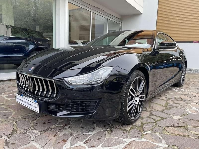 Nero Usata 2020 Maserati Ghibli Tre volumi | 39.900 € (Super prezzo) - Immagine 1/4