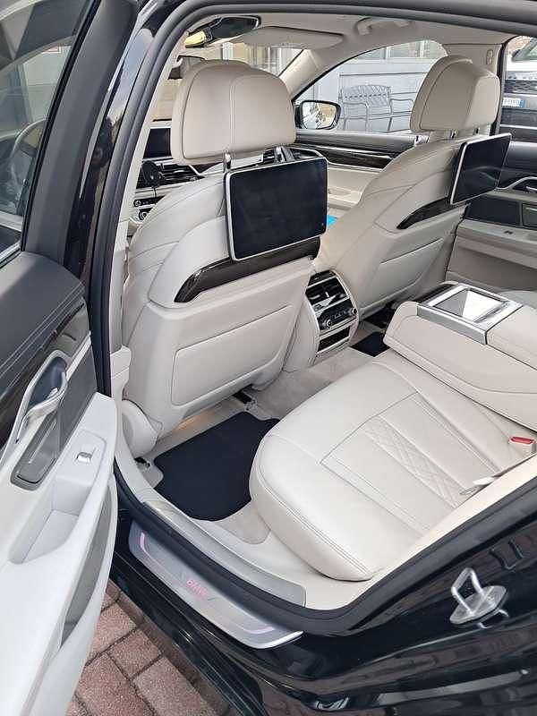 Usata BMW 730 Luxury Line 265 CV (194 kW) 2015 Berlina