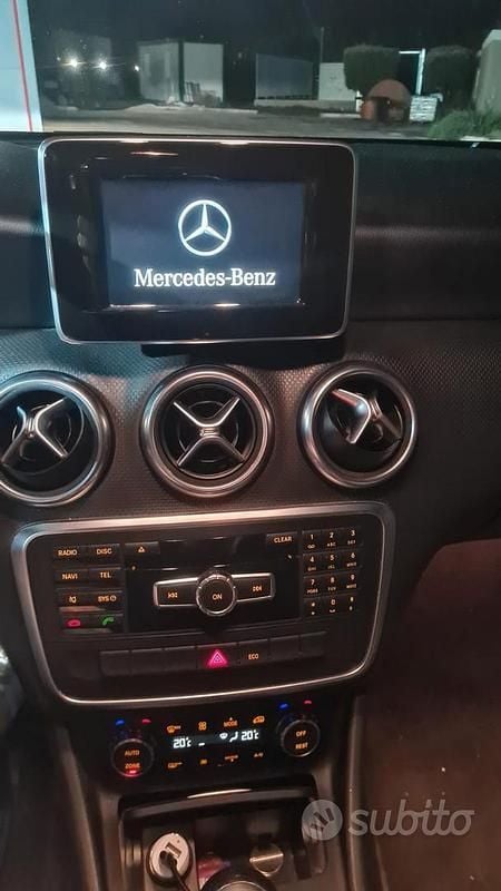 Usata Mercedes A180 Executive 2015 Grigio Berlina