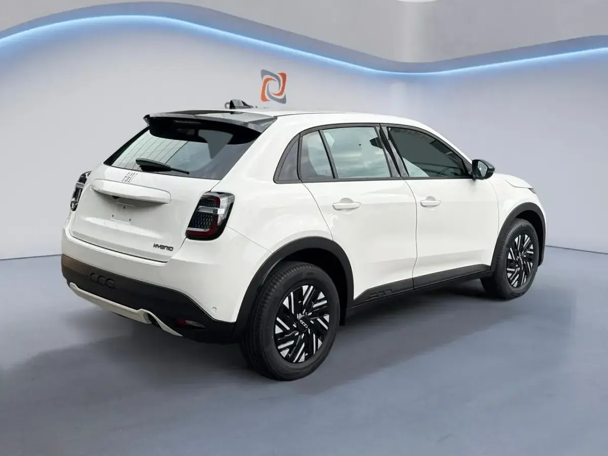 Nuova Fiat 600 Icon 101 CV (74 kW) 2025 Blu/azzurro SUV