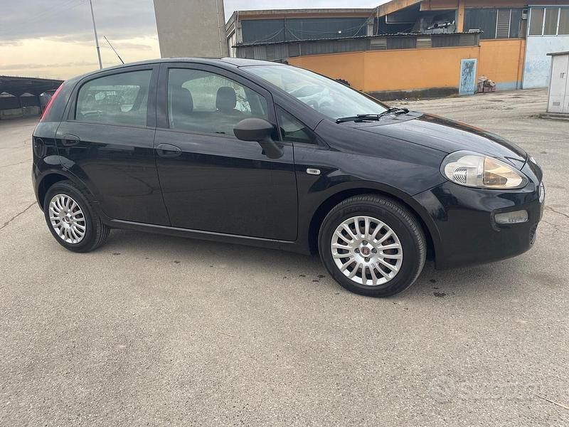 Usata Fiat Punto 2014 Nero Utilitaria