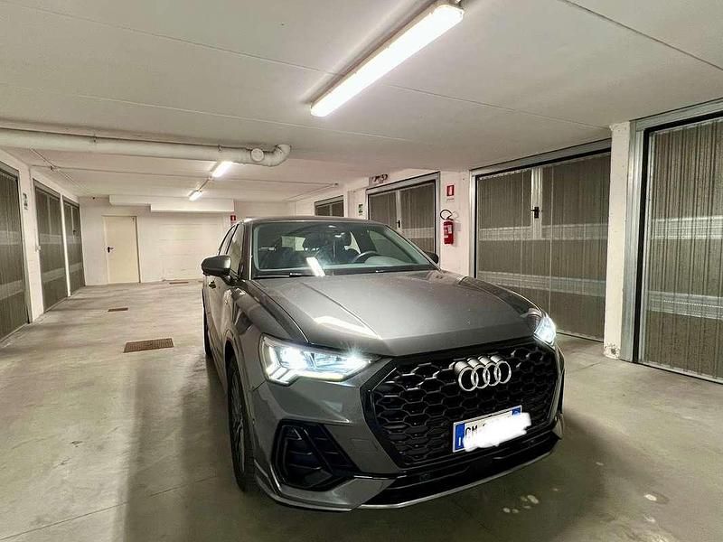 Usata Audi Q3 Sportback Comfort 150 CV (110 kW) 2023 Grigio SUV