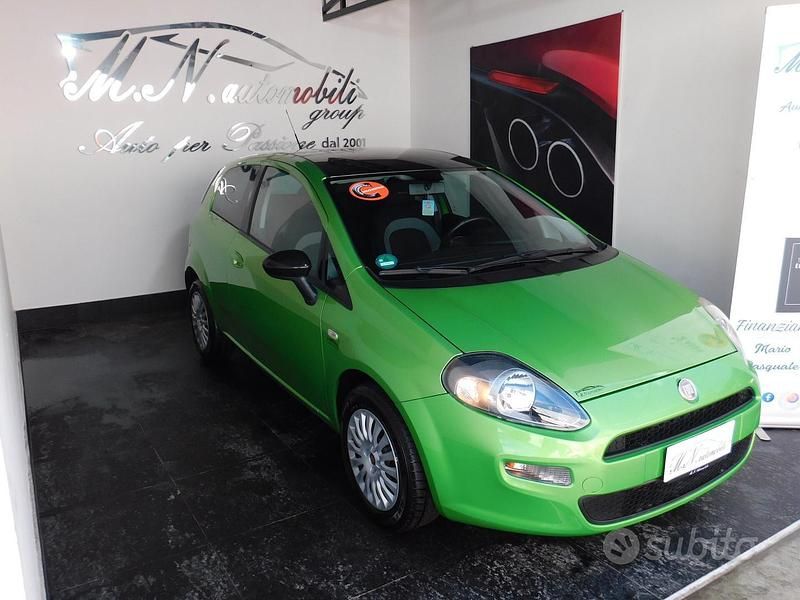 Usata Fiat Punto S 84 CV (61 kW) 2012 Verde Utilitaria