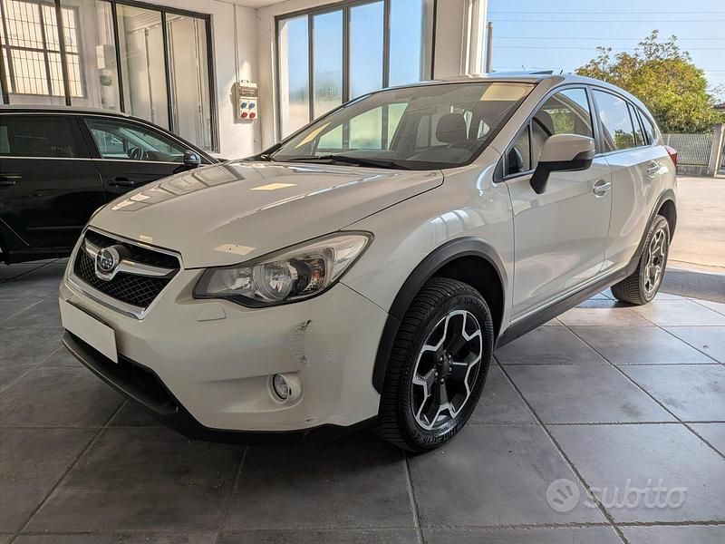 Usata Subaru XV Style 147 CV (108 kW) 2012 Bianco SUV