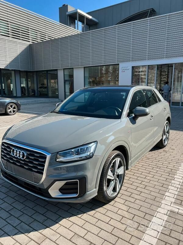 Usata Audi Q2 S-Line 116 CV (85 kW) 2018 Grigio SUV