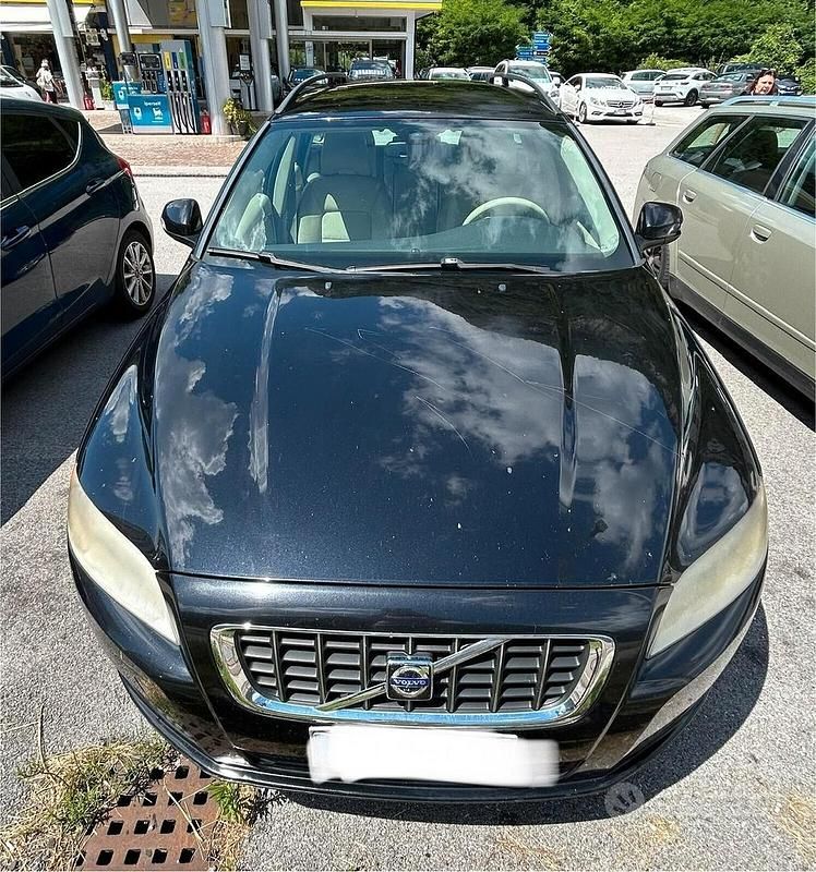 Usata Volvo V70 Summum 185 CV (136 kW) 2008 Nero Station wagon