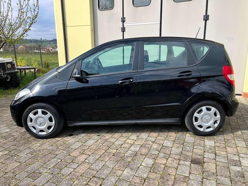 Usata Mercedes A150 95 CV (69 kW) 2009 Nero Monovolume