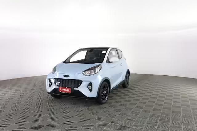 Nuova DR DR 1.0 19 kW (27 CV) 2025 White con tetto nero Utilitaria