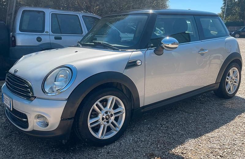 Usata Mini Cooper 122 CV (89 kW) 2012 Utilitaria