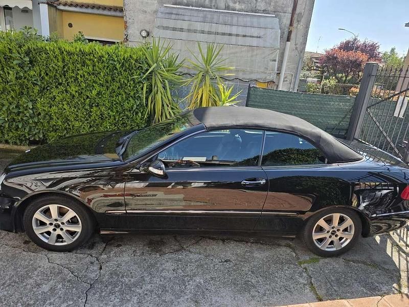 Usata Mercedes CLK200 Avantgarde 163 CV (119 kW) 2004 Cabrio
