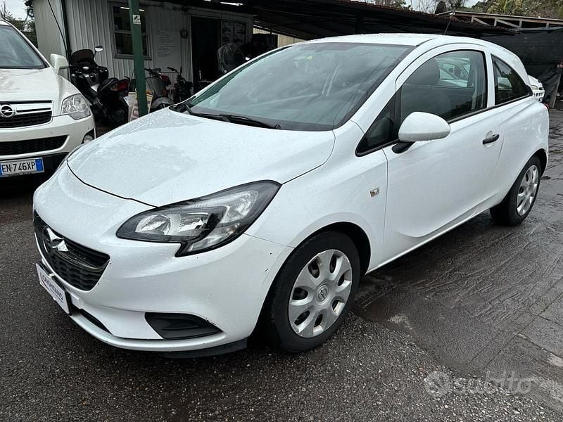 Używany Opel Corsa 95 KM (69 kW) 2018 Biały Coupe