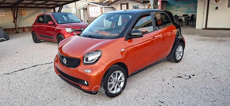 Usata Smart ForFour Passion 71 CV (52 kW) 2015 Arancione Utilitaria