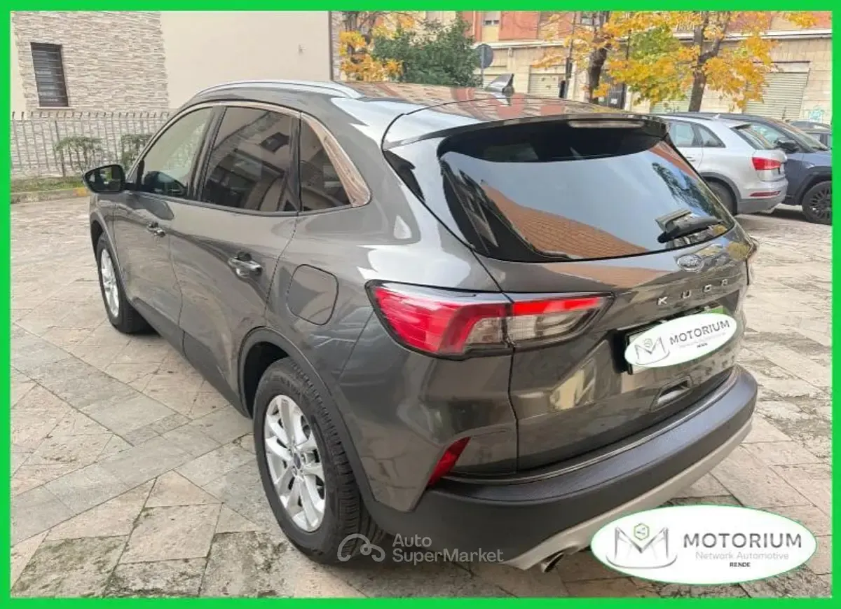 Usata Ford Kuga Business Edition 120 CV (88 kW) 2021 Gray SUV