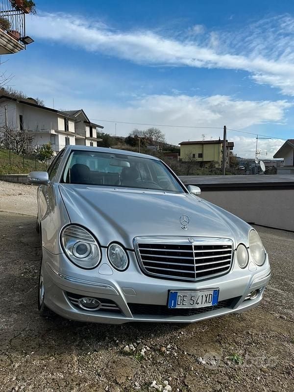 Usata Mercedes E320 224 CV (164 kW) 2007 Berlina