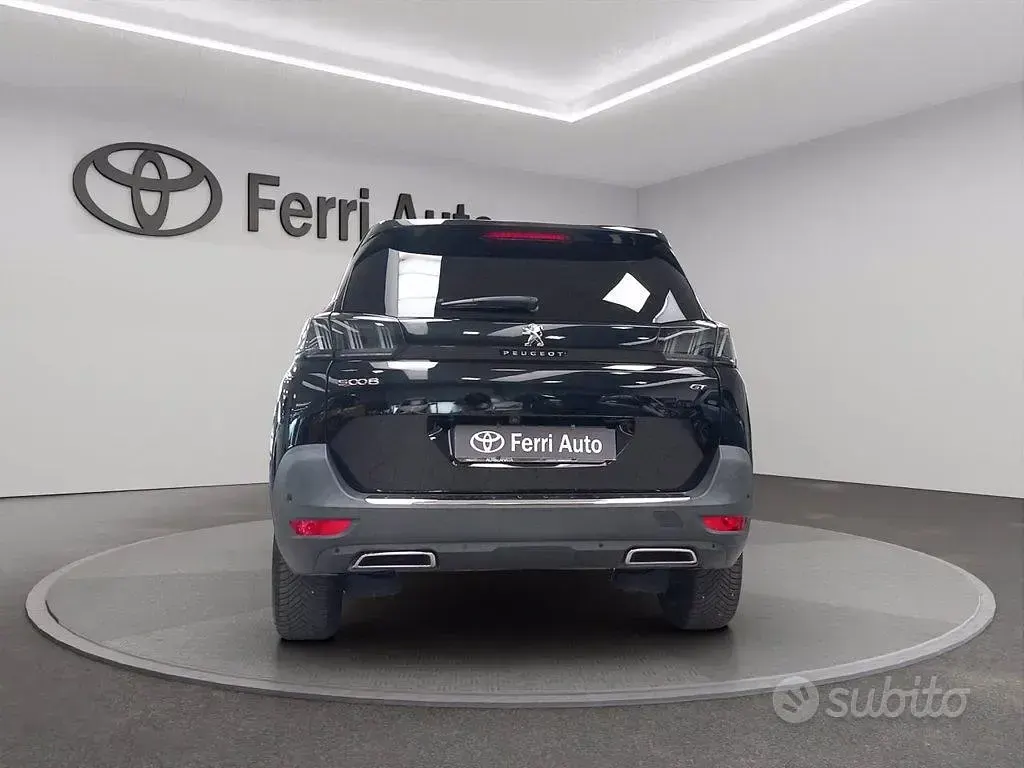 Usata Peugeot 5008 GT 131 CV (96 kW) 2021 Nero SUV